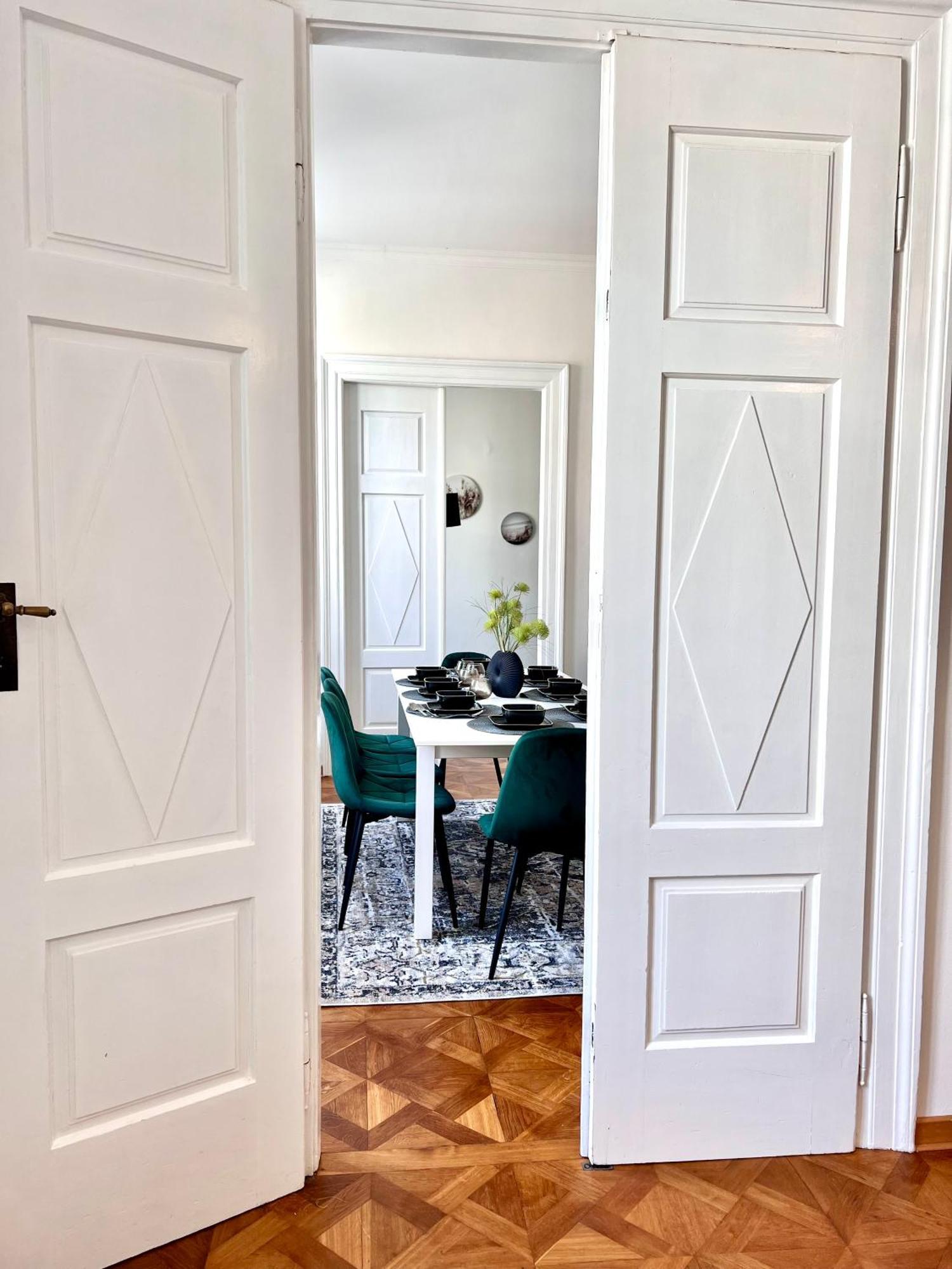 Suite Mitteleuropa Private Parking Triëst Buitenkant foto